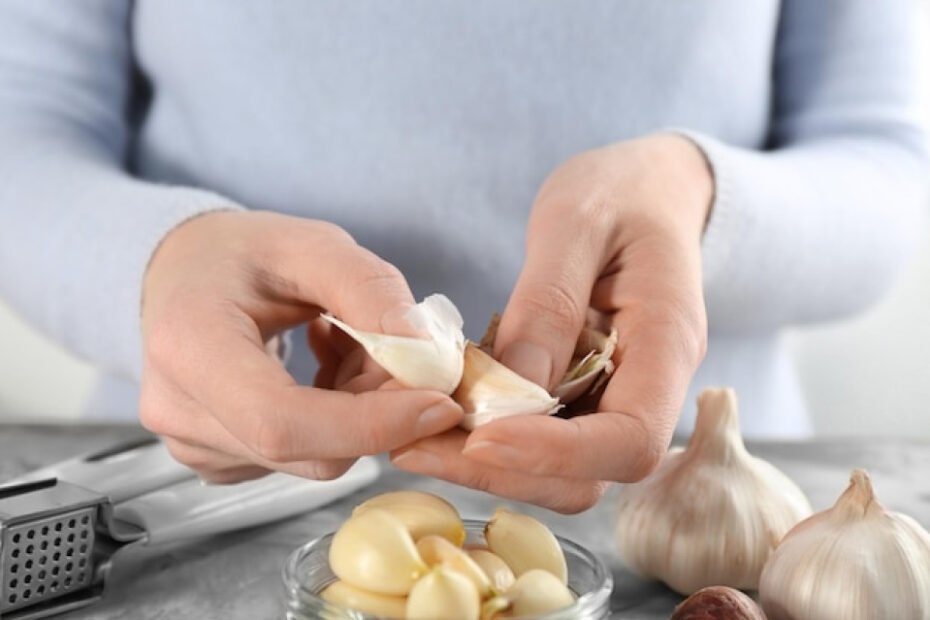 Peeling Garlic